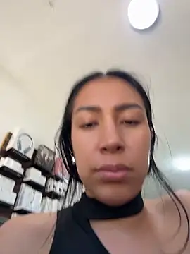 pregnant_sofii18 élő XXX-chatje
