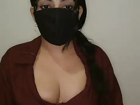 Reddy_Trisha's Webcam Show