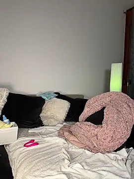 NatashaRedX's Webcam Show