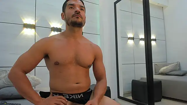 Chat +18 de ethan_steed ao vivo
