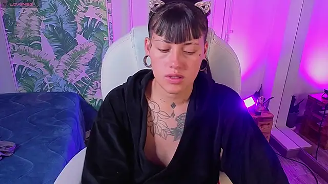 _sharlotte777 Chat XXX live