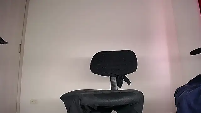 XXX chat uživo modela MAXJONES_2