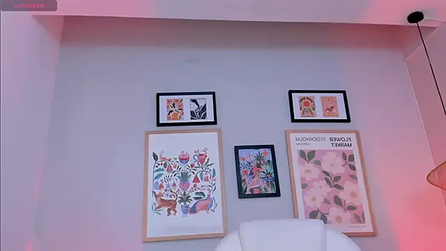 Tiffany_Low's Live XXX Chat