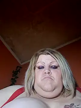 ducicsajsziii's Live XXX Chat