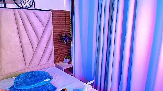 KimberlyFox_t Live XXX-Chat