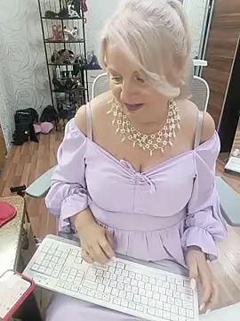 AvrilMillers' Live XXX Chat