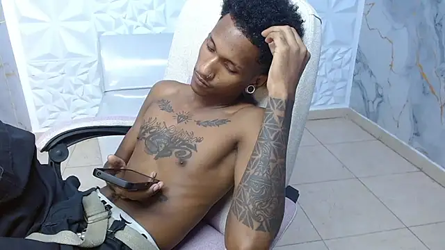 Chat +18 de ManSant ao vivo