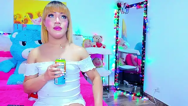 Candy_Candy__ – Naživo XXX chat