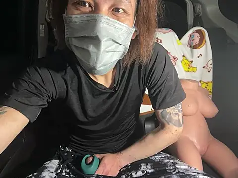 SPOTSCAMEL 在線直播表演