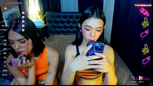 bellamoonlightX's Webcam Show