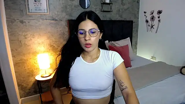 isa_cruzx élő XXX-chatje