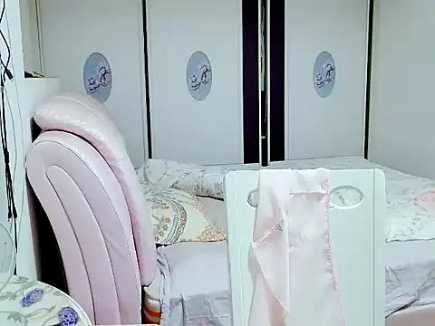 Yangyang-002 网络视讯表演