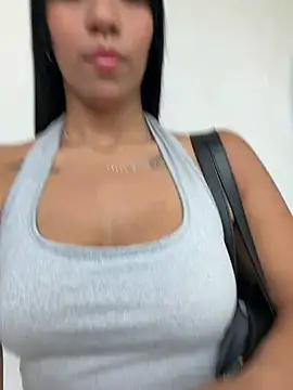 MonserratJons01 Live XXX-chat