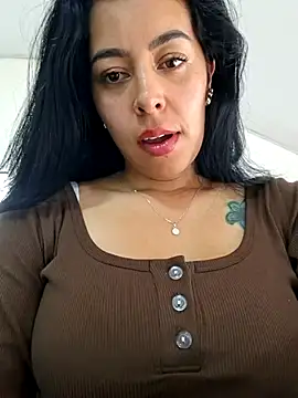 Luianna Live XXX-Chat