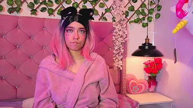 Kira-Yuzu live XXX chat