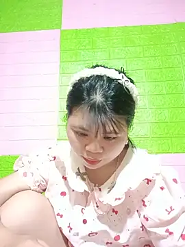 Xuka_lyss Chat XXX live