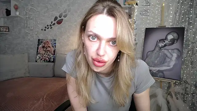 NickyAdamidi's Live XXX Chat
