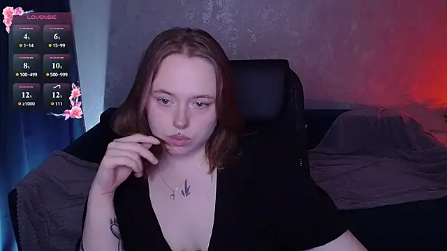 Онлайн чат XXX SelenaLily