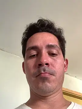 عرض كام Gabriel_leon33