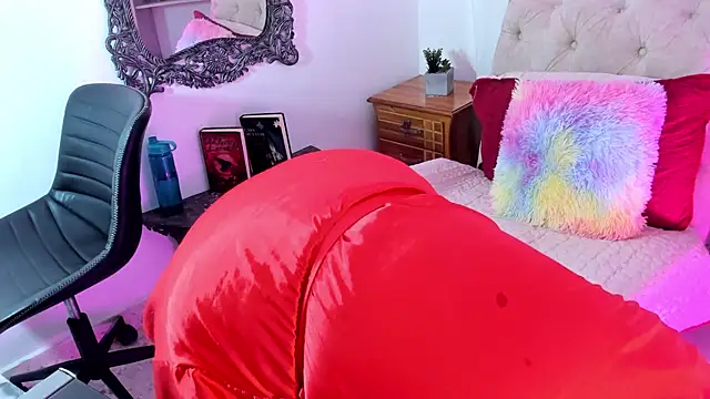 shantal_rosse1 Adlı Modelin Canlı XXX Sohbeti
