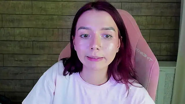 VanessaVienne Adlı Modelin Canlı XXX Sohbeti