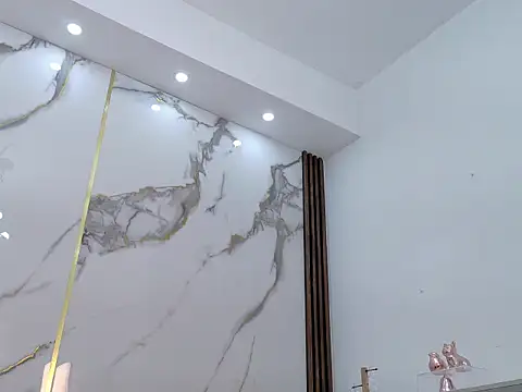 KarlaSmith__ Adlı Modelin Canlı XXX Sohbeti