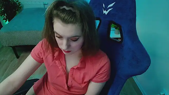 XXX chat uživo modela CranberryHot