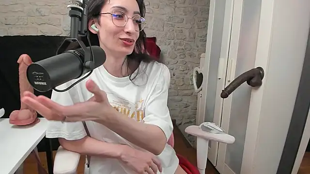 XXX chat uživo modela Mayala__