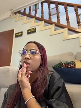 LucyLeah Live XXX-chat