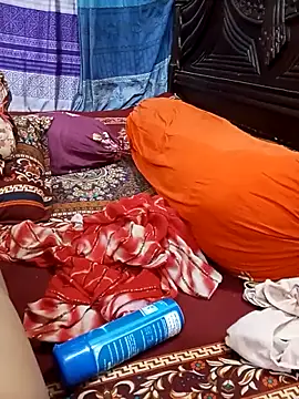 Chat +18 de Tanisha-Chy ao vivo