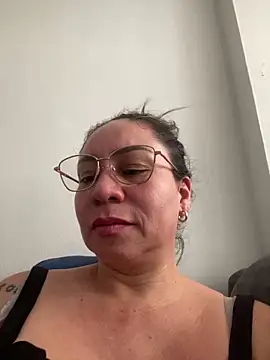 HealingHoney's Live XXX Chat