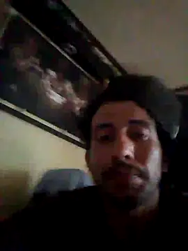 Živý XXX chat Tu_ChicoMalo22CM
