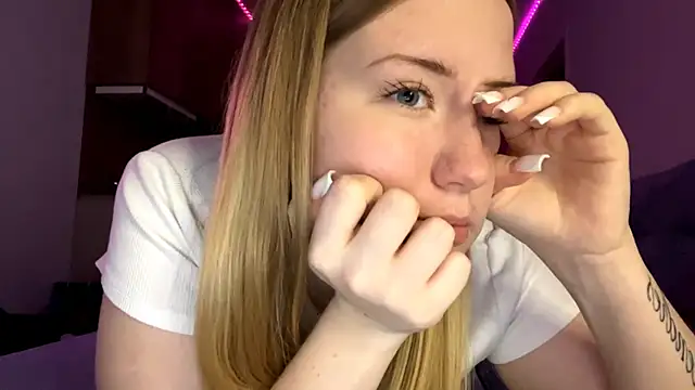 Lisi_Kiss_'s Live XXX Chat