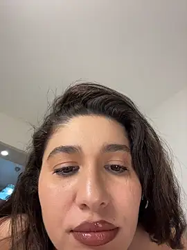 IrisBlues 라이브 XXX 채팅