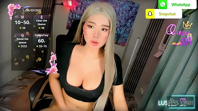 xBigSurpriseLorainex Webcam-Show