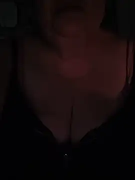 KICIA10 Live XXX-Chat