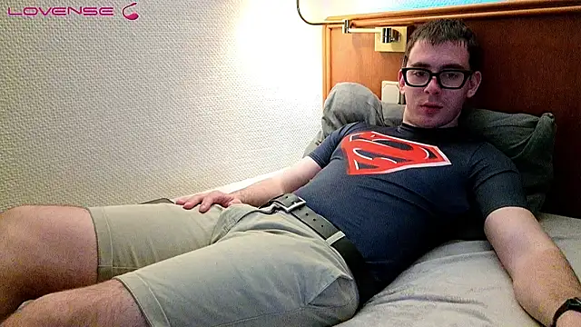 Tommy_Lidds Adlı Modelin Canlı XXX Sohbeti