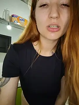 LeonaFox – Naživo XXX chat