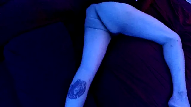Time2playN303party Show in webcam