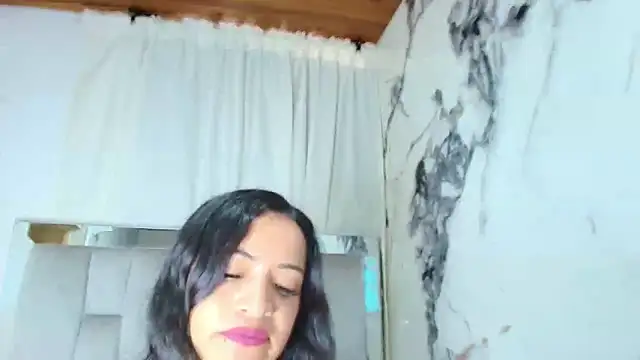 Chatroom XXX en direct de AvaX_777