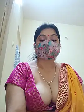 Ratna-777's Live XXX Chat