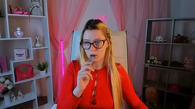 Czat XXX na żywo – CelestineMauriac