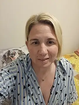 Show modela LaceyWestxx na web-kameri