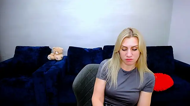 عرض كام Polina-Ray
