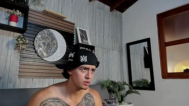 elliot_colton Chat XXX in diretta
