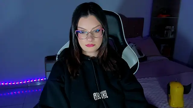 OphelianaRose33's Live XXX Chat