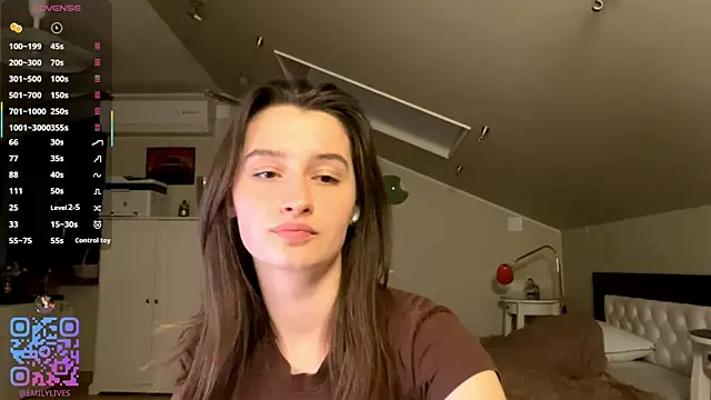 DarlineBrustera Adlı Modelin Canlı XXX Sohbeti
