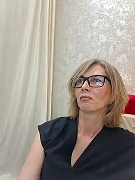 Chat +18 de stellahere8 ao vivo