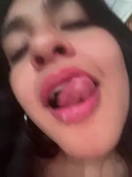 Czat XXX na żywo – EmilyNoir1