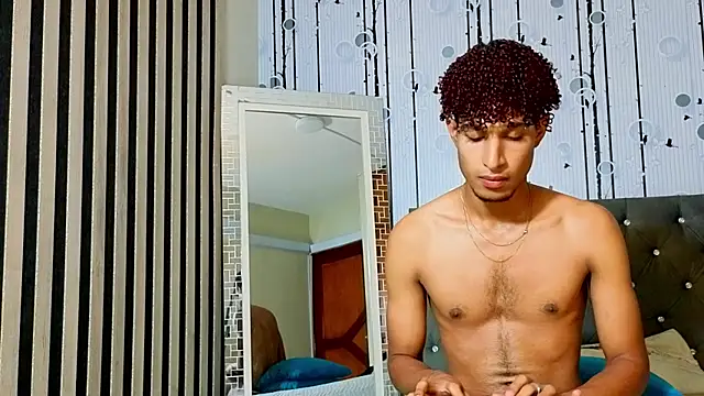 Alex_Bloom live XXX chat